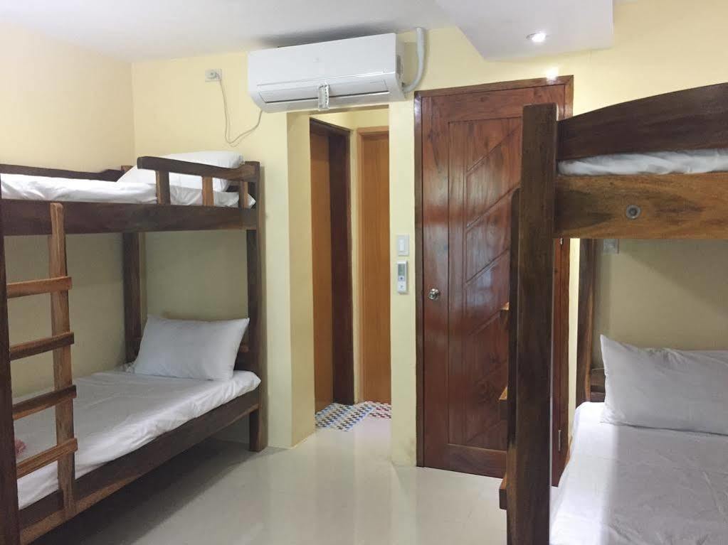 Ea Apartelle - Metro Vigan Kültér fotó