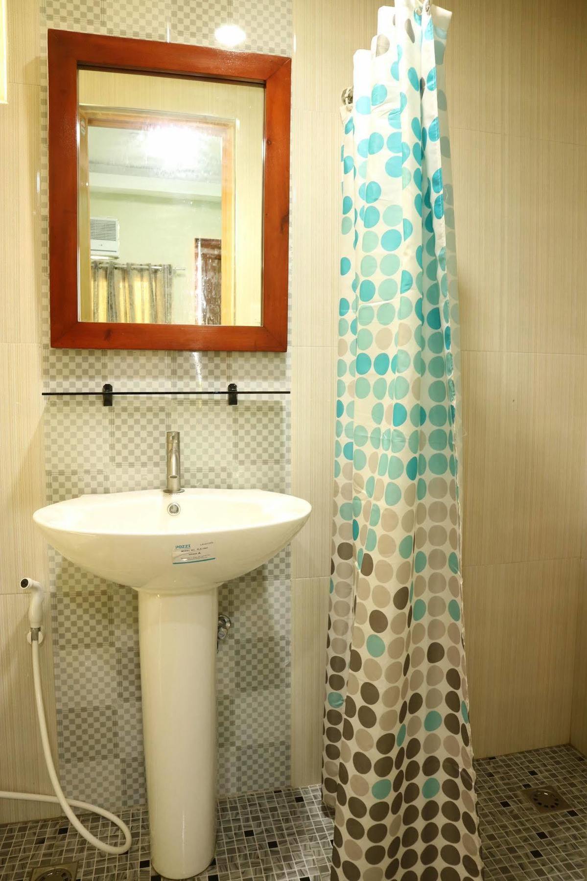 Ea Apartelle - Metro Vigan Kültér fotó
