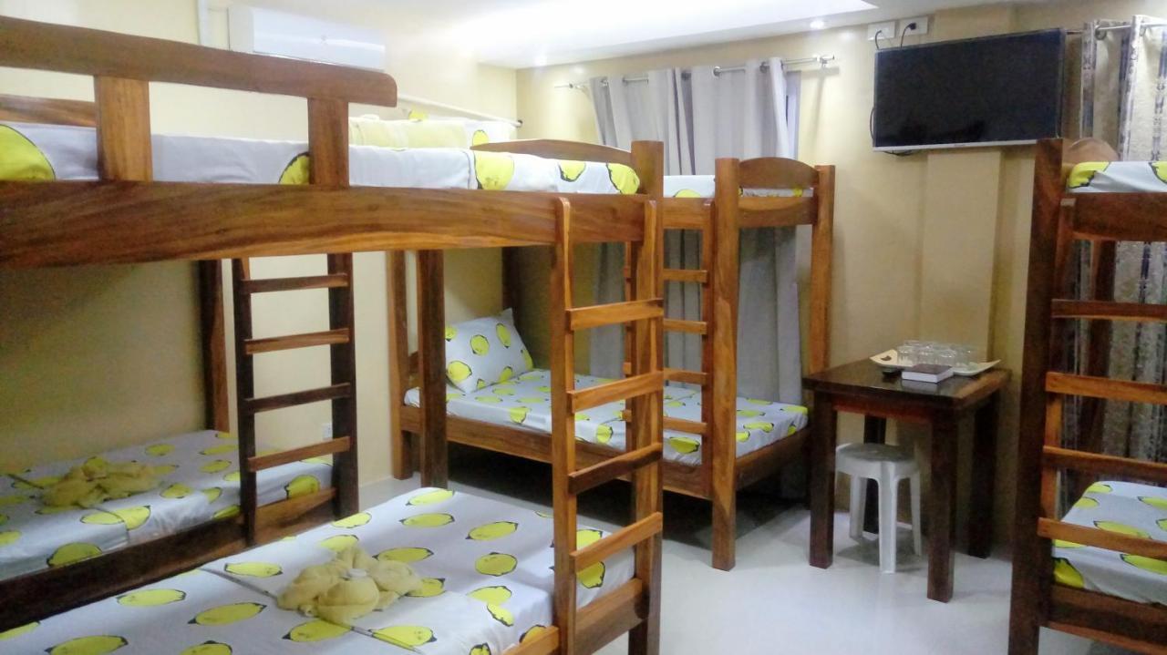 Ea Apartelle - Metro Vigan Kültér fotó